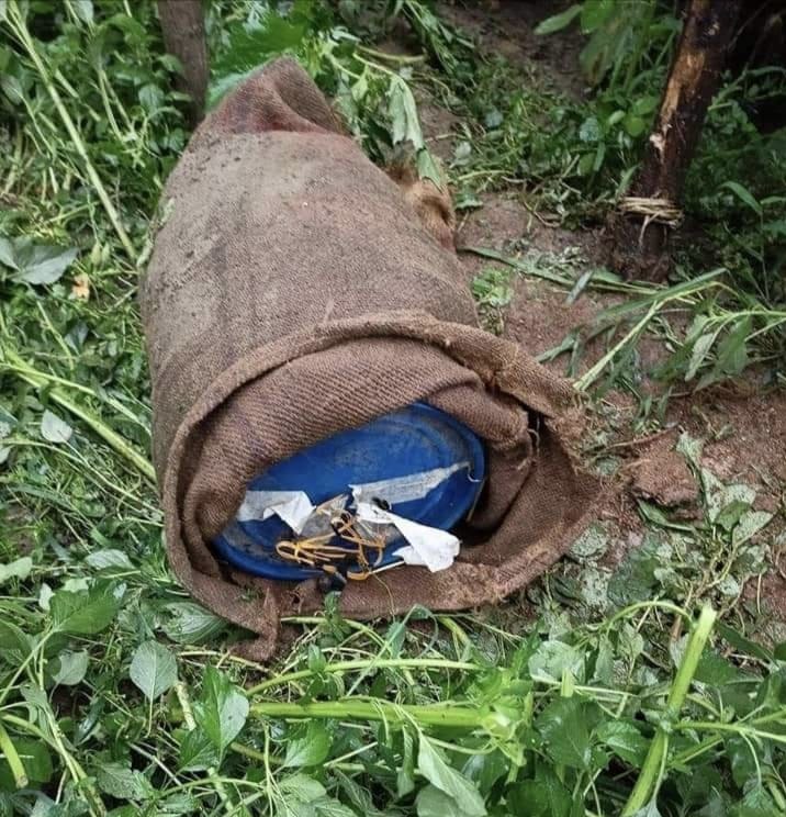 30-Kg IED recovered in Srinagar outskirts: Army