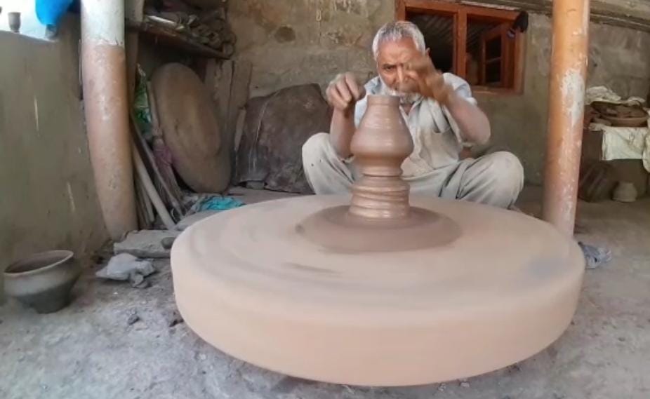 Pottery: Dying art, artists find hard to earn livelihood