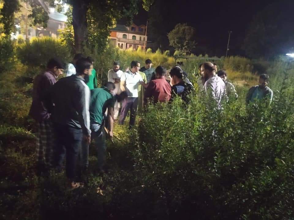 Geelani’s Kins were requested for burial during night for larger public interest to avoid any law and order : Police