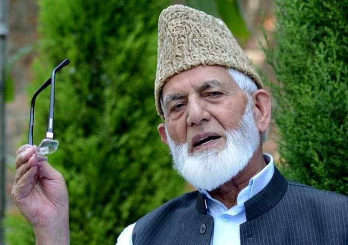 Strict restrictions continue across Kashmir valley to avoid any Law and Order problem