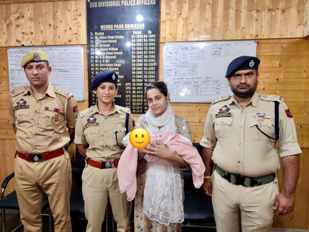 Police Reunites 29- Day-Old Baby With Mother After HC’s Intervention