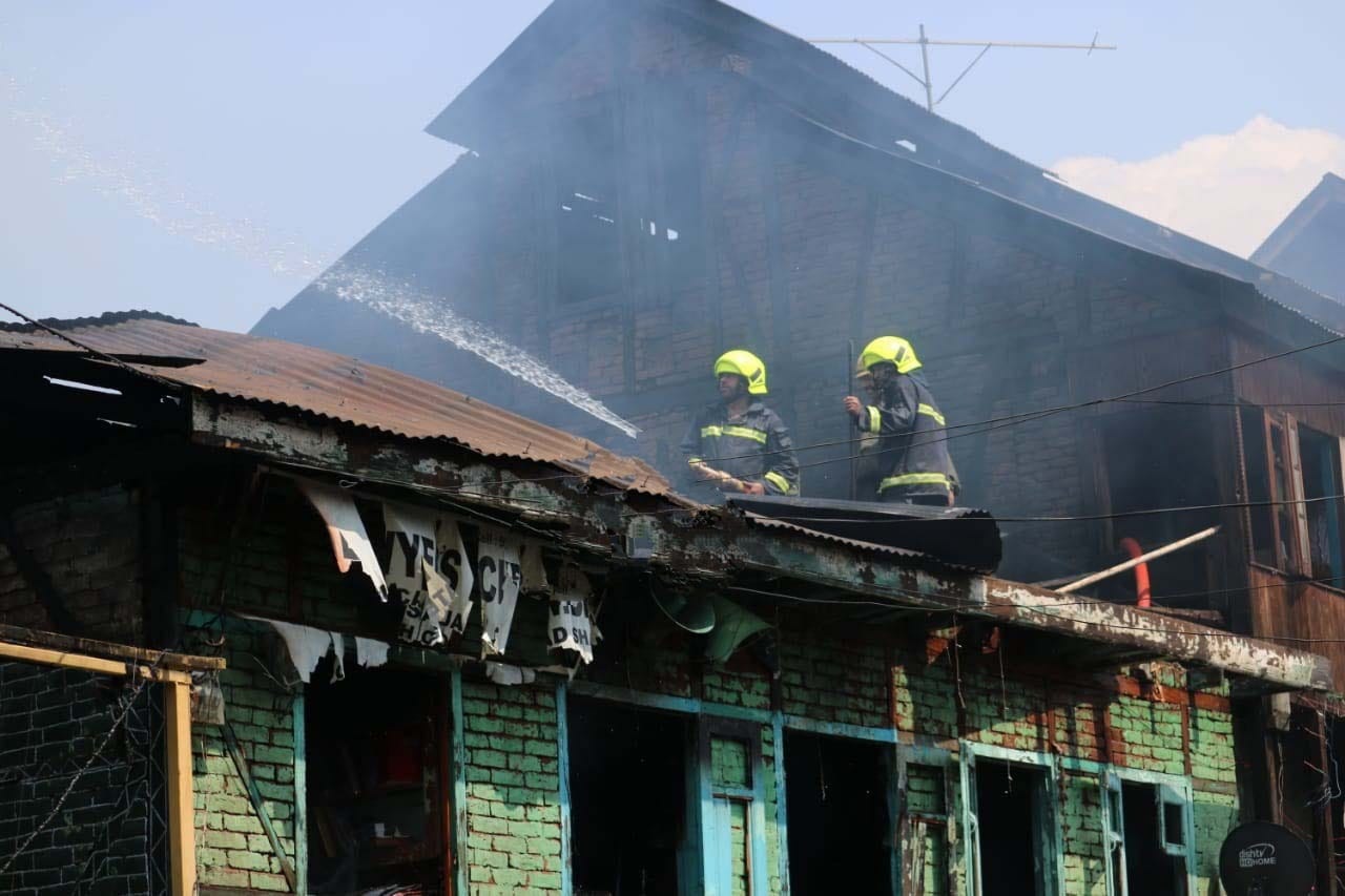 Fire Damages Mosque, Several Other Structures in Akalmir Khanyar