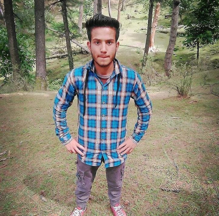 Civilian shot dead near Babapora camp, came under crossfire says police