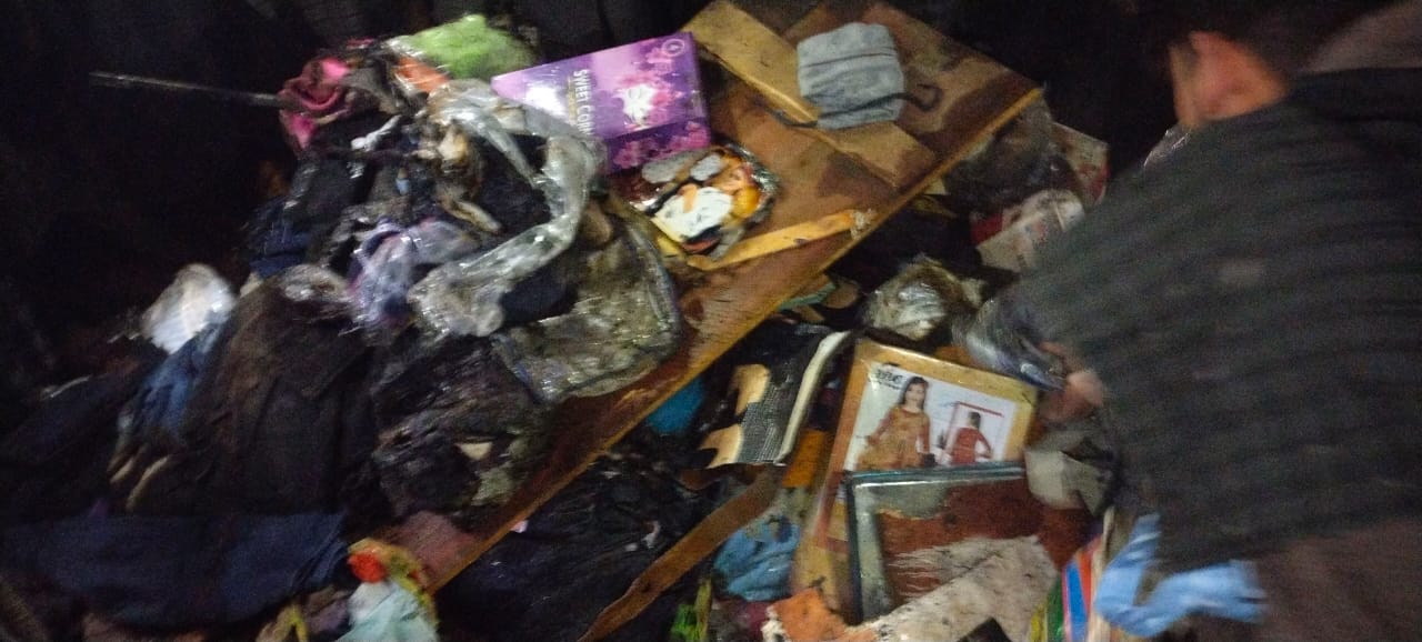 3 Shops Gutted In Fire Incident in Larnoo Anantnag, Seminary Also Damaged