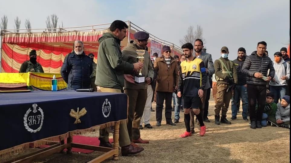 Baramulla Police Organises Football Match To Celebrate Azadi ka Amrit Mahautsav