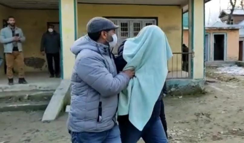 Tehsil Office Clerk in Singhpora Pattan Arrested for Accepting Bribe: ACB