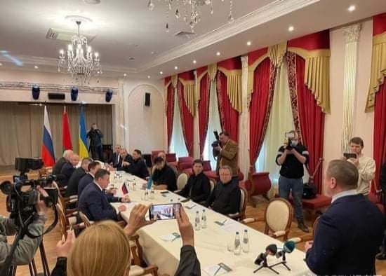 Ukraine, Russia envoys talk under shadow of nuclear threat