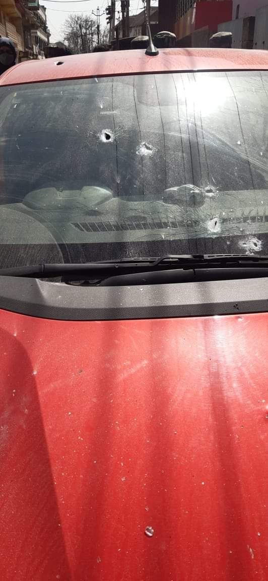 Cop killed in a shootout in Srinagar outskirts