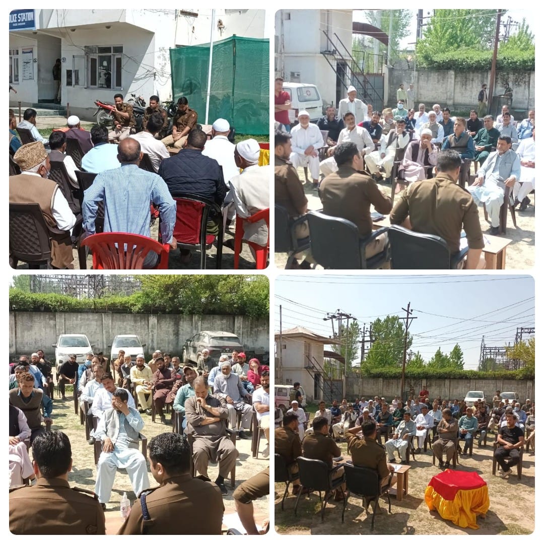 Police facilitates PCPG meeting in Sopore