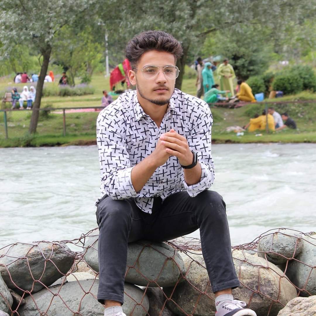 Srinagar Teen Who Had Gone Missing On April 16 Among 3 LeT Militants Killed In Pulwama