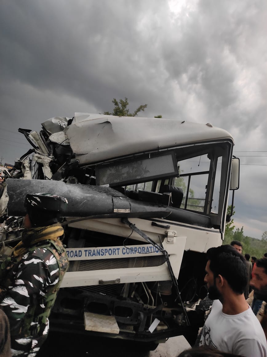 Sarpanch Killed, 2 cops among 6 injured in accident near Pattan