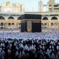 Thousands of maskless Muslim pilgrims kick start largest Hajj of COVID era in Saudi Arabia