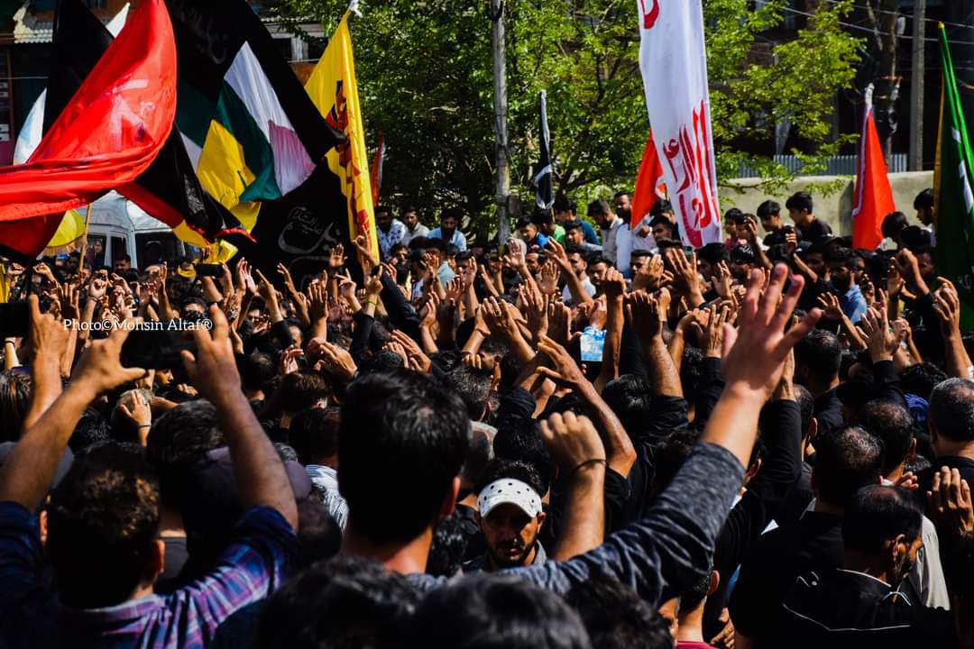 6 Killed, Dozen Unconscious Due to Suffocation at Muharram Procession in Pakistan