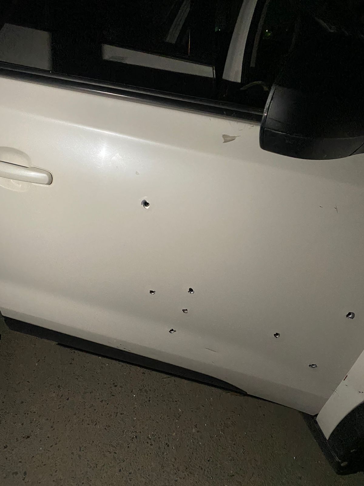 Militants Attack police vehicle in Allochibagh Srinagar, no injury reported: Police
